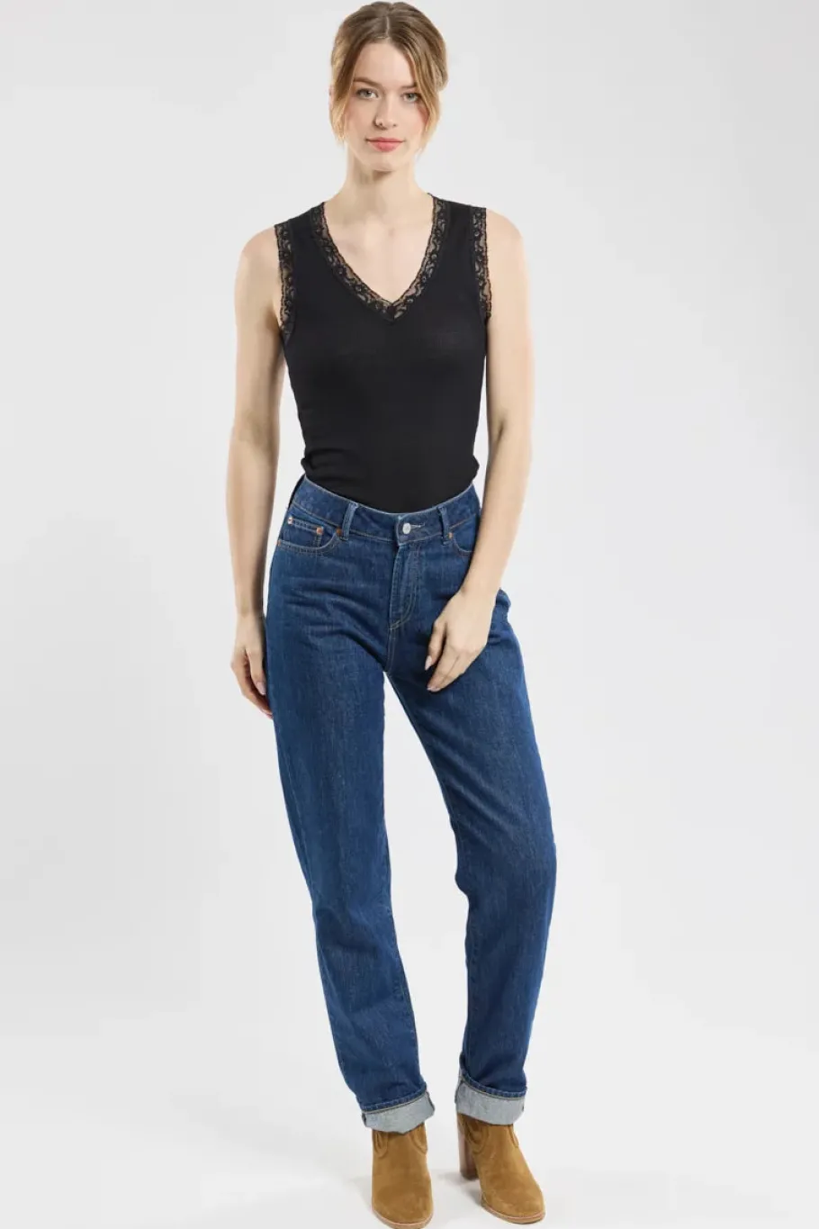 armor_lux_vneck_vest_top__2.webp Armor Lux V-neck vest top – wool and silk Black^Dame Overdele
