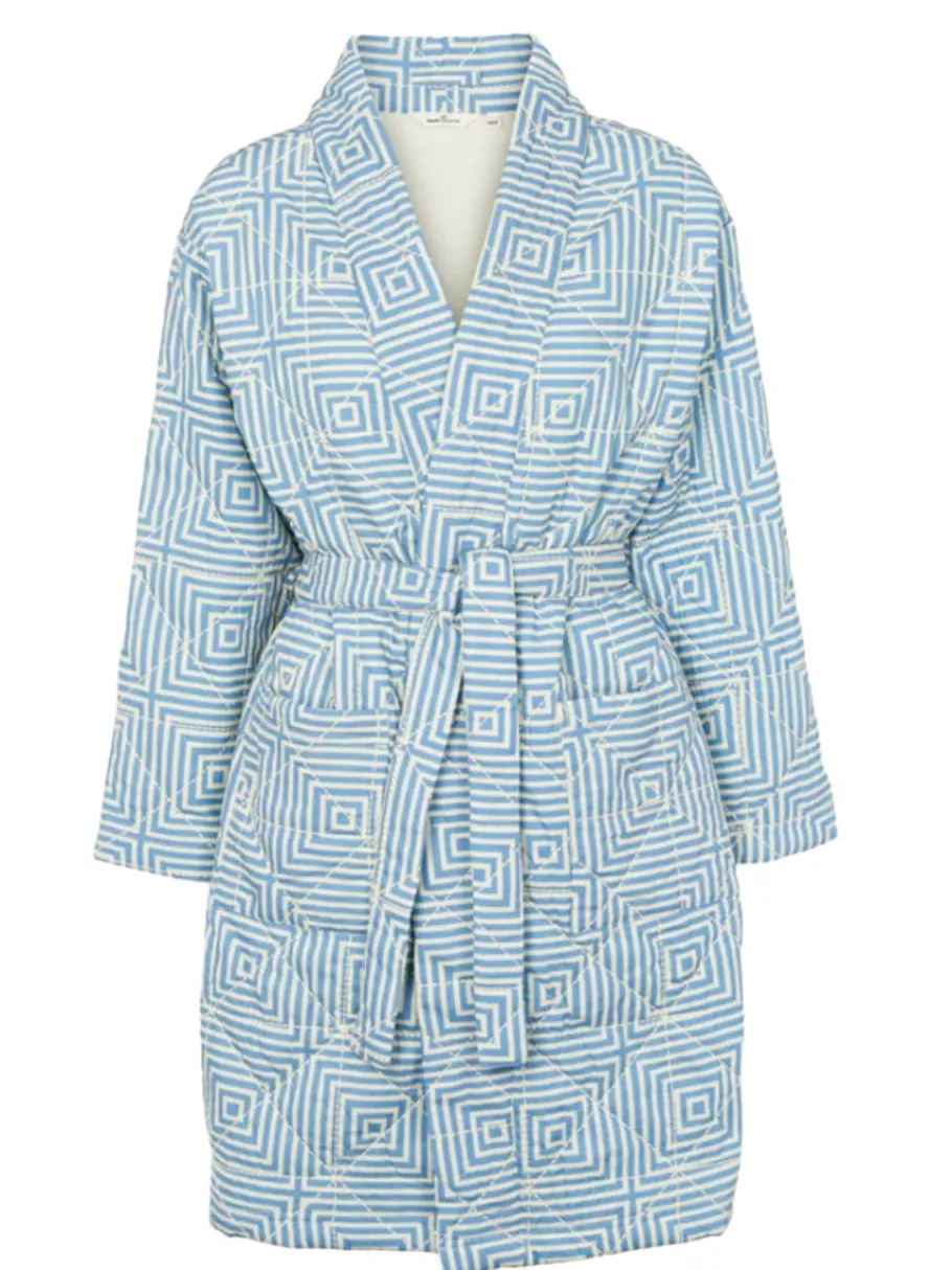 basic_apparel_nora_short__0.webp Basic Apparel Nora Short Robe^Dame Overtøj