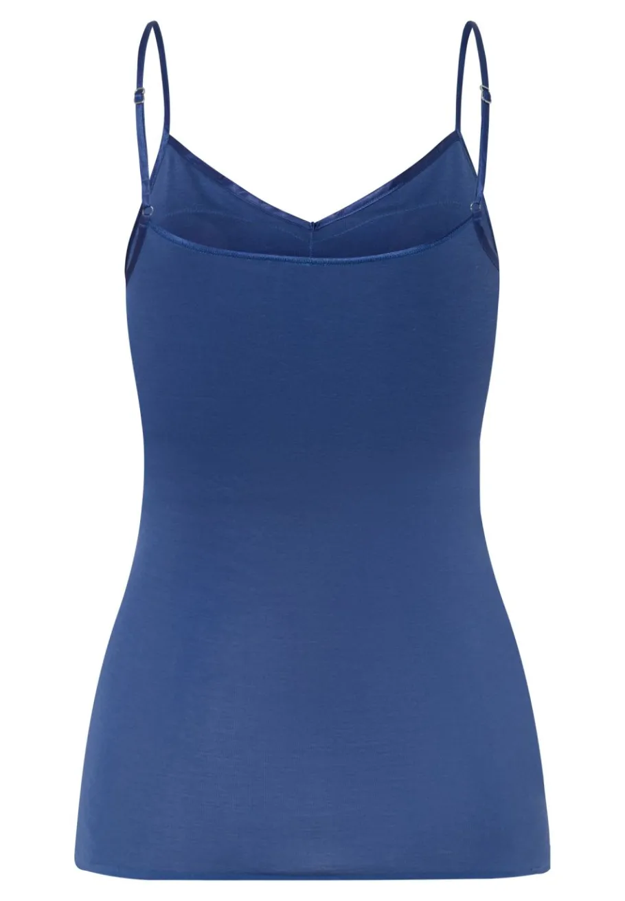hanro_cotton_seamless_spa_5.webp Hanro Cotton Seamless Spaghetti Top True Navy^Dame Undertøj