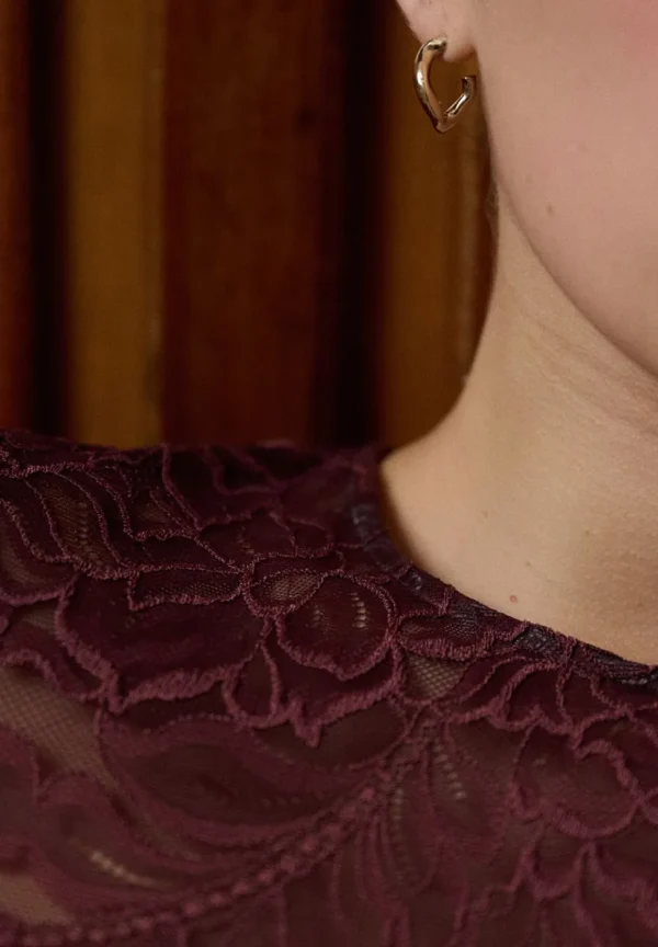 Hanro Maria L/SLV Shirt uld/silke med blonde - Deep Maroon^Dame Overdele