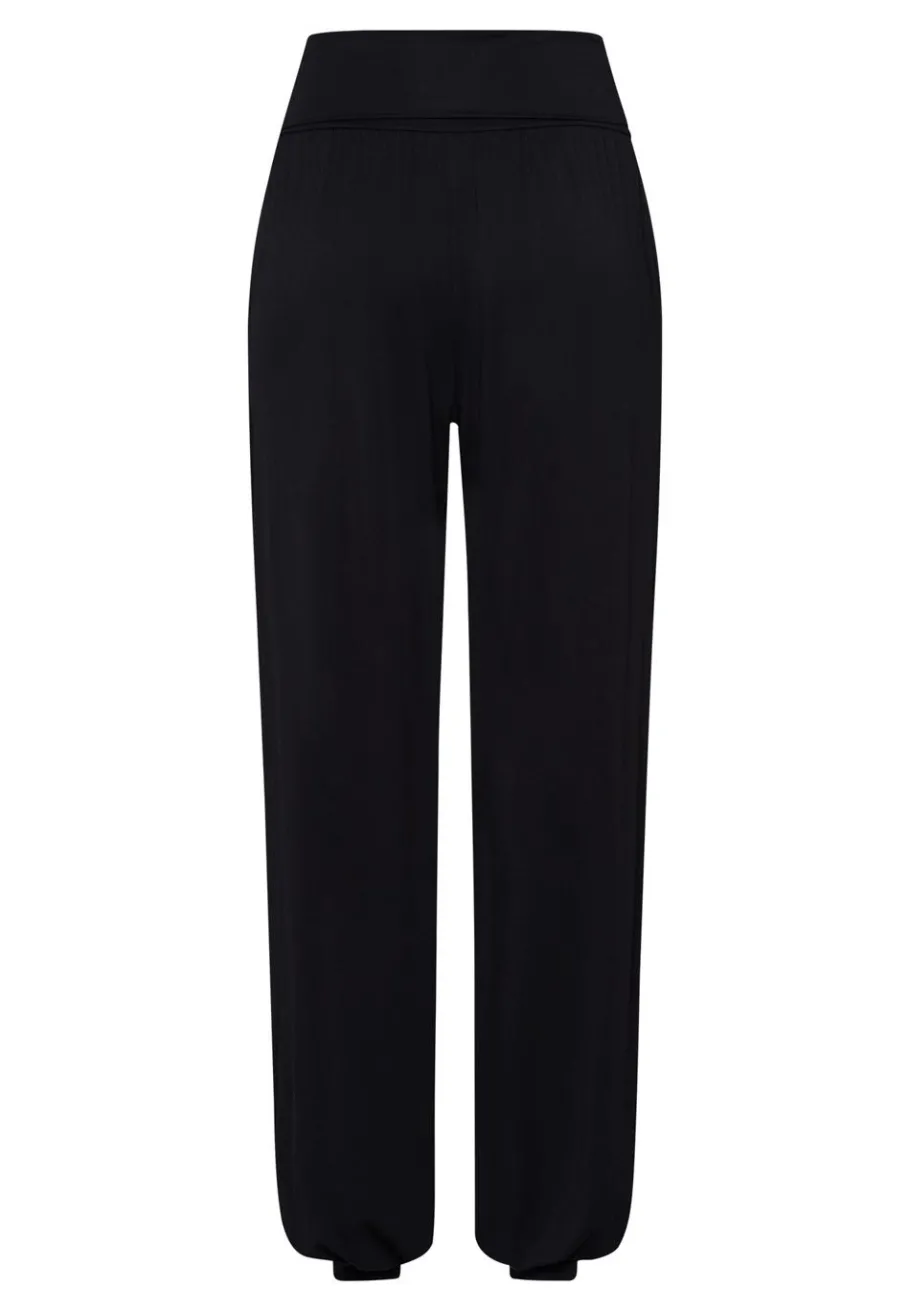 hanro_yoga_long_pants_bla_6.webp Hanro Yoga Long Pants Black^Dame Underdele