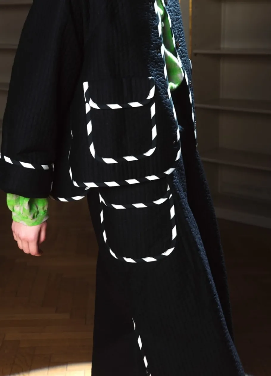 henrik_vibskov__coco_skir_2.webp Henrik Vibskov - Coco Skirt Black^Dame Underdele
