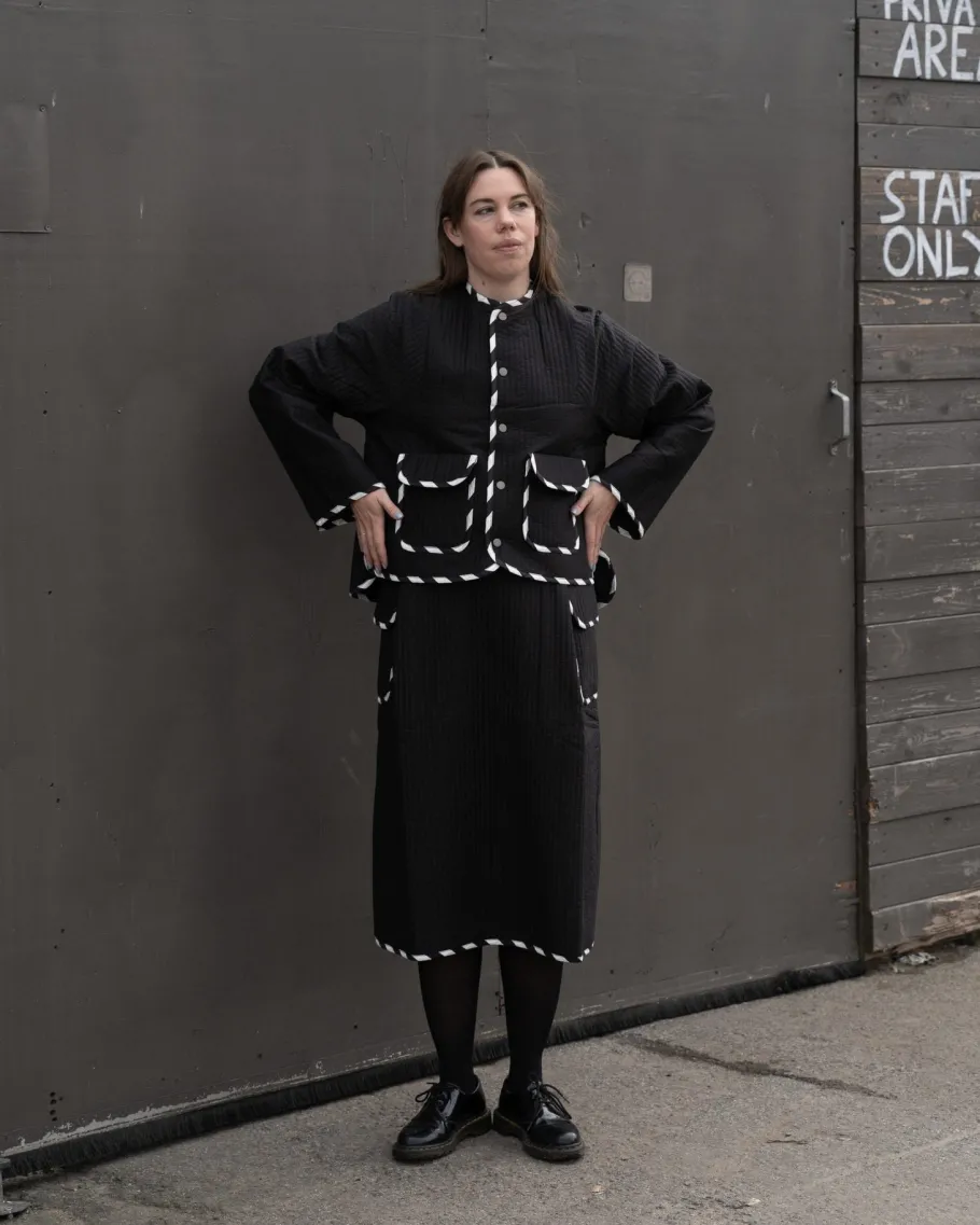 henrik_vibskov__coco_skir_4.webp Henrik Vibskov - Coco Skirt Black^Dame Underdele