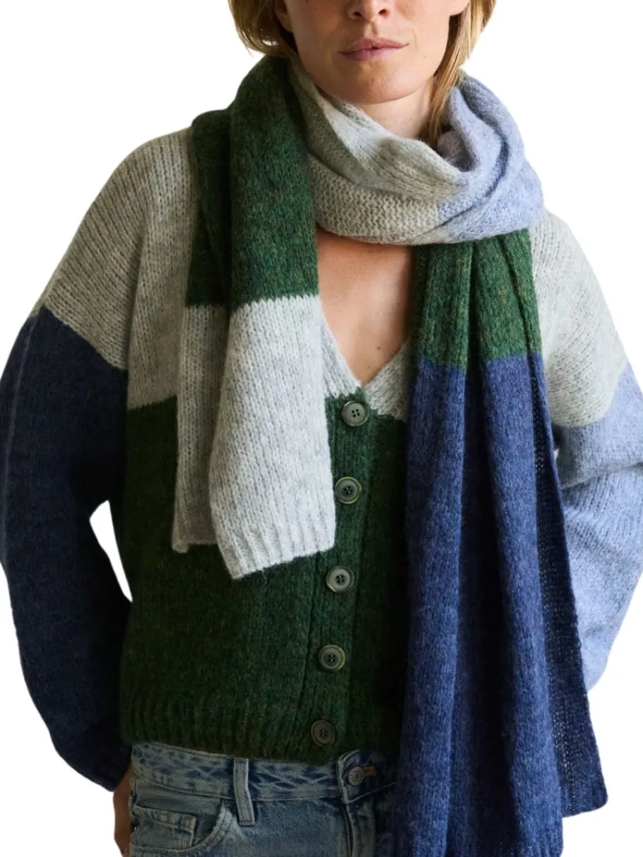 jungle_folk_trklde___delt_0.webp Jungle Folk Tørklæde - Delta Scarf - Lake Colors^Dame Tørklæder