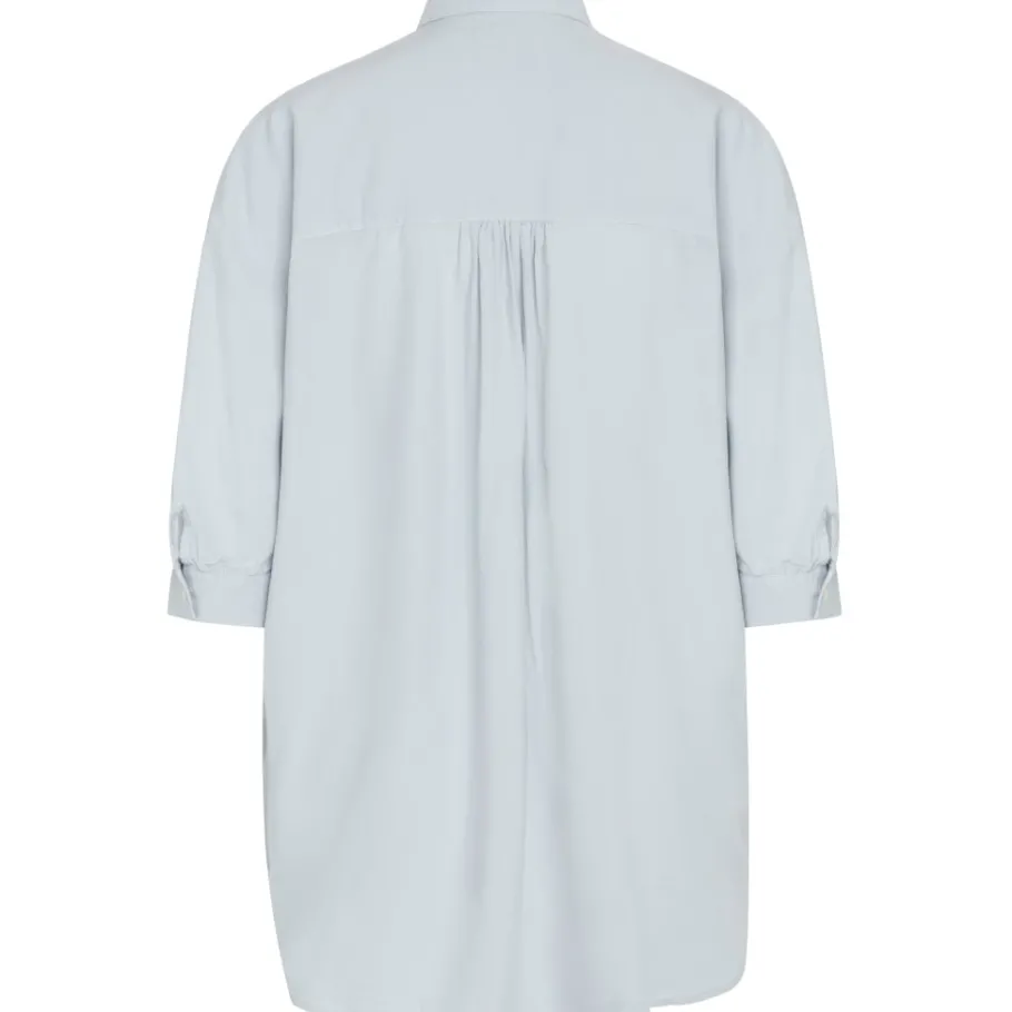 klitmoeller_collective_ol_6.webp Klitmøller Collective Klitmoeller Collective Oline Shirt light blue^Dame Overdele