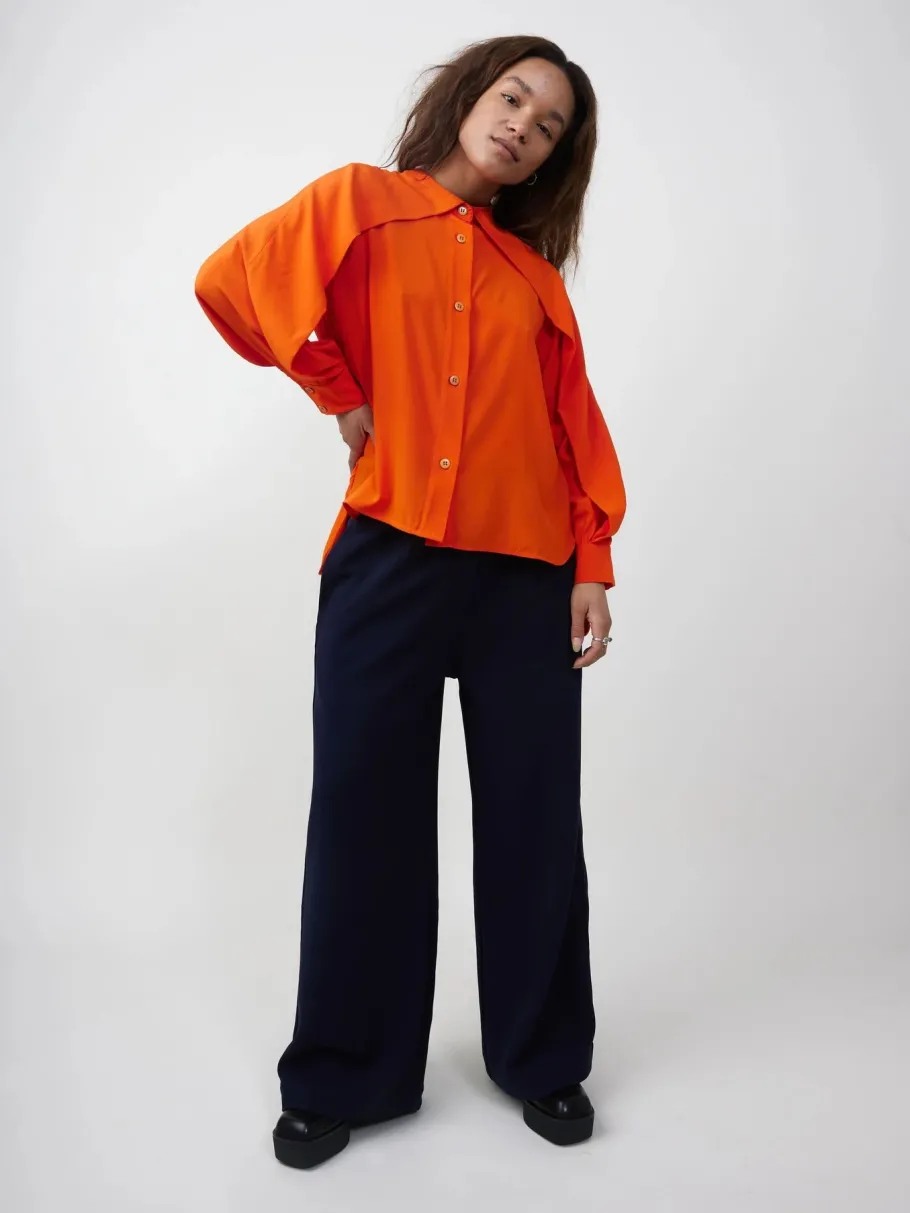 la_femme_rousse__silkeskj_0.webp La Femme Rousse - Silkeskjorte - Agnes Shirt // Orange Flame^Dame Overdele