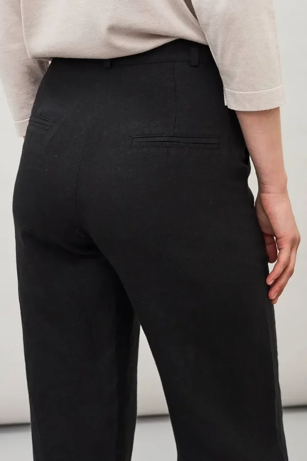 Maska Lissy Cropped Linen trousers Black^Dame Underdele