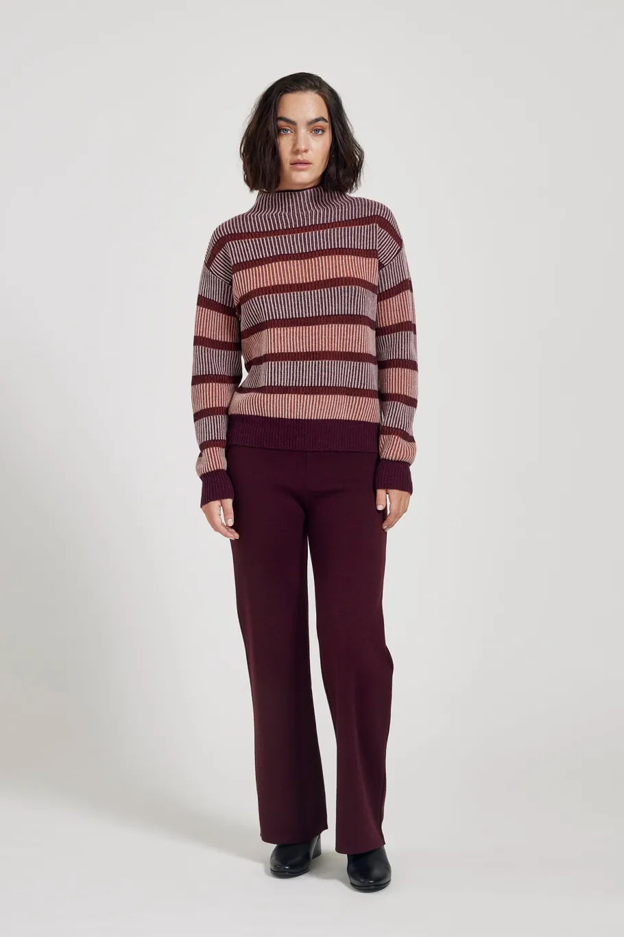 maska_sweater__mitzi_wool_1.webp Maska Sweater - Mitzi Wool Sweater Red Noir^Dame Overdele