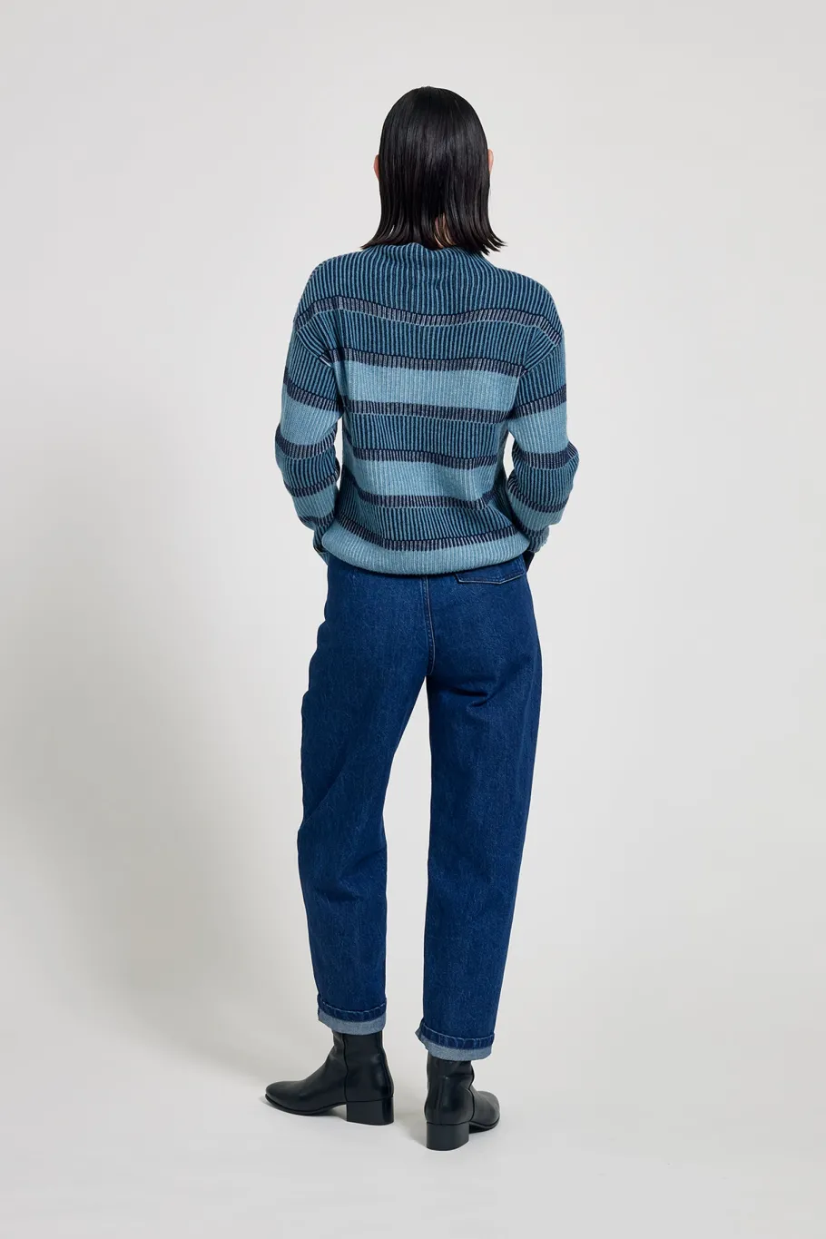 maska_sweater__mitzi_wool_2-1.webp Maska Sweater - Mitzi Wool Sweater Ink Blue^Dame Overdele