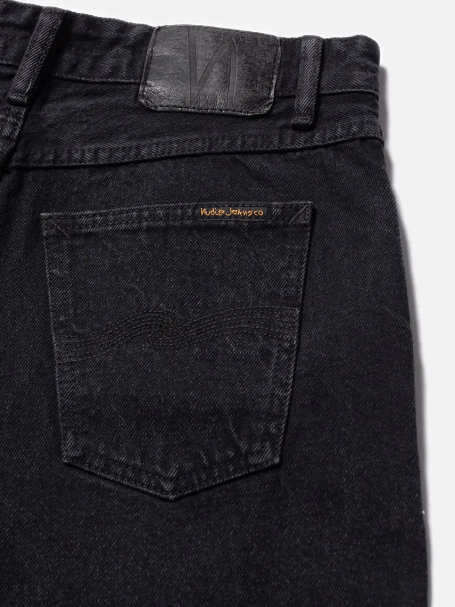 nudie_jeans_maud_shorts_s_6.webp Nudie Jeans Maud Shorts sort - økologiske denimshorts^Dame Underdele