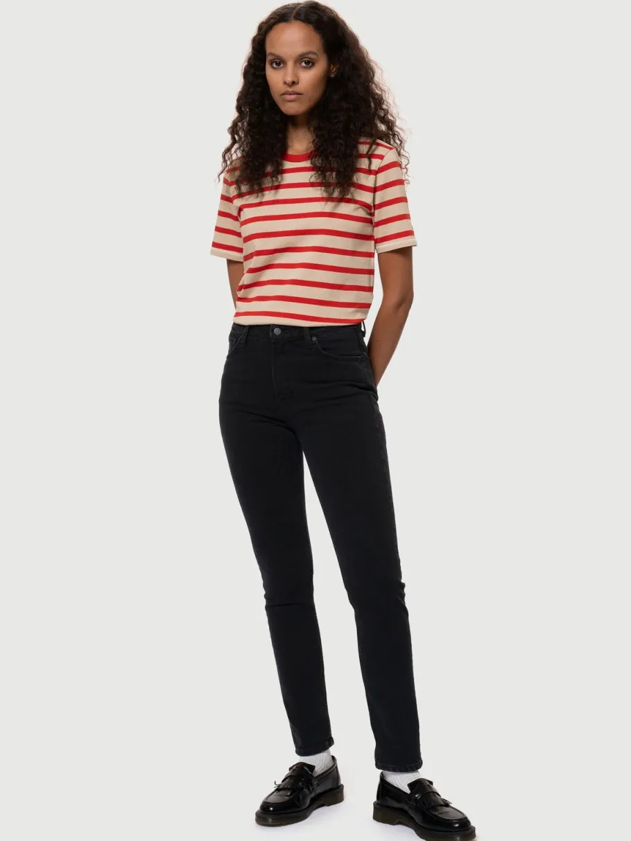 nudie_jeans_mellow_mae_so_0.webp Nudie Jeans Mellow Mae So Black - Økologiske jeans^Dame Underdele