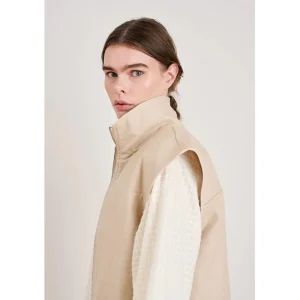 Schulz by Crowd Jussi Vest Beige^Dame Overdele