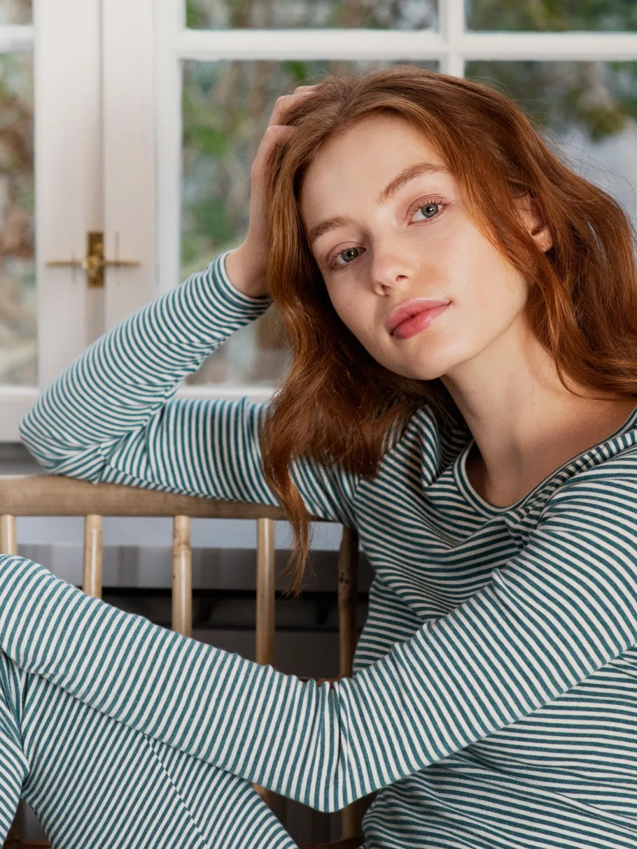 serendipity_slim_tee_arct_2-1.webp Serendipity Slim tee arctic/offwhite rib^Dame Overdele