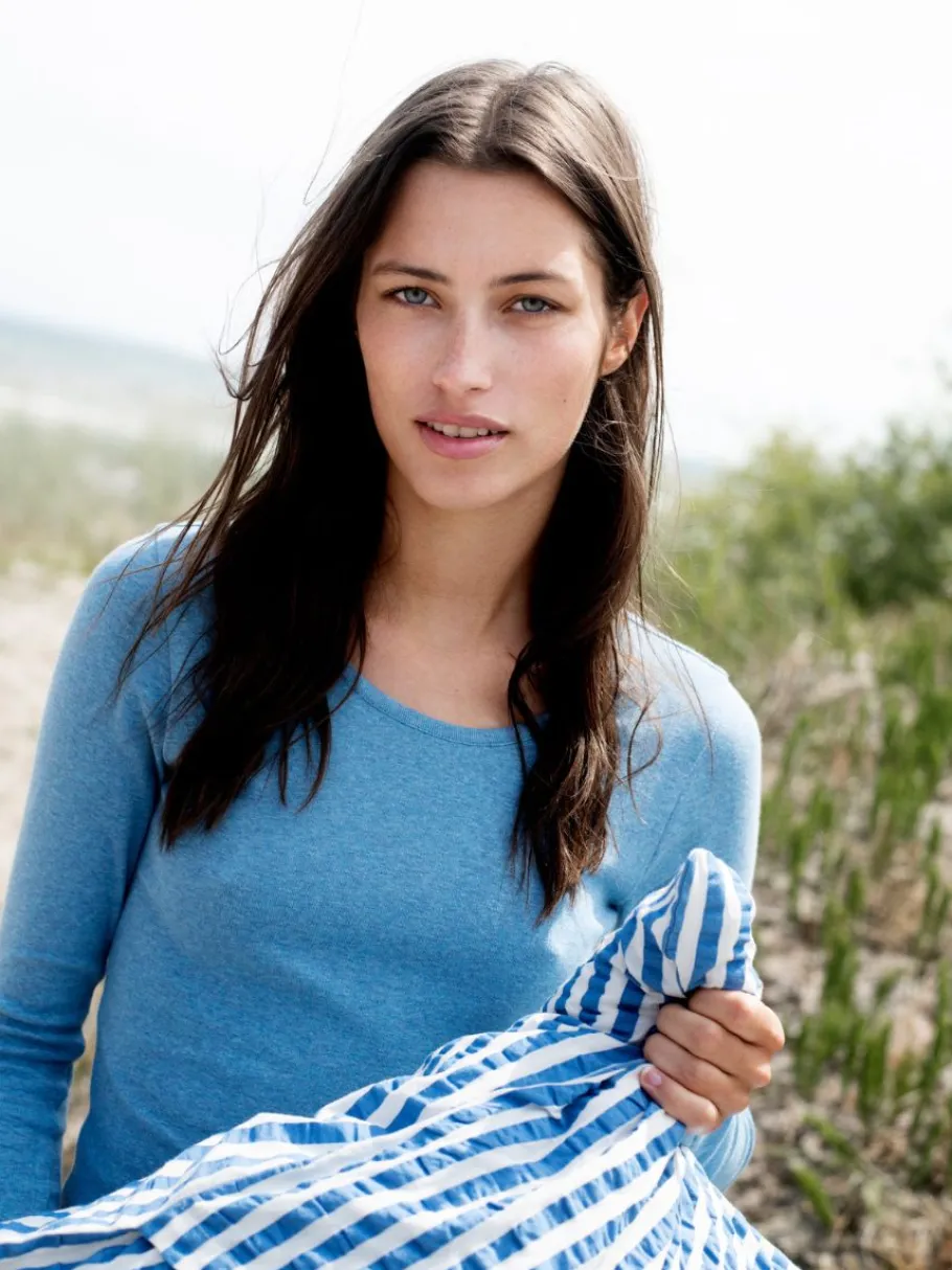 serendipity_slim_tee_azur_1.webp Serendipity Slim tee Azur Rib^Dame Overdele