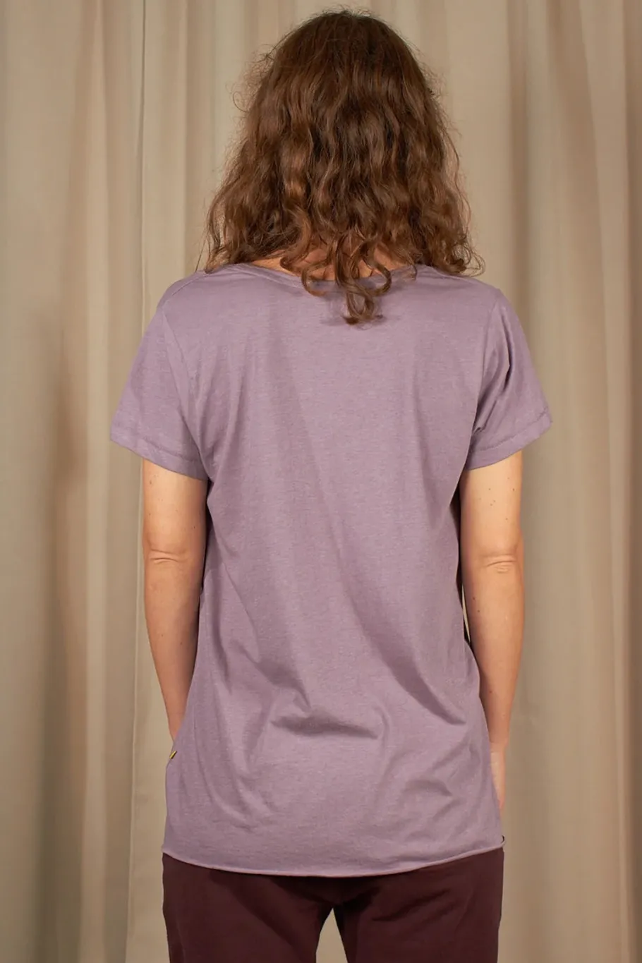 yogamii__yama_tee__lilac__1.webp Yogamii - Yama Tee - Lilac Mist^Dame Overdele