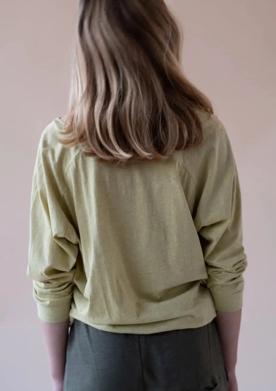 yogamii_mukha_blouse__kol_0-1.webp Yogamii Mukha Blouse - økologisk yogatøj light mustard^Dame Overdele